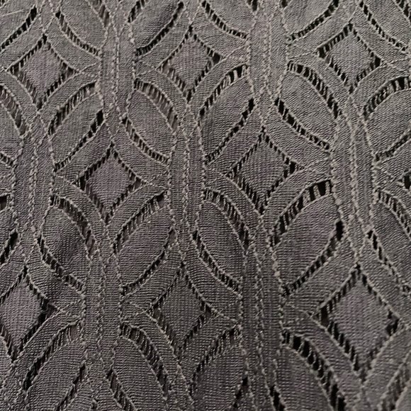 Croft and Barrow ladies top color eggplant size XXL pretty design on front - Picture 6 of 6